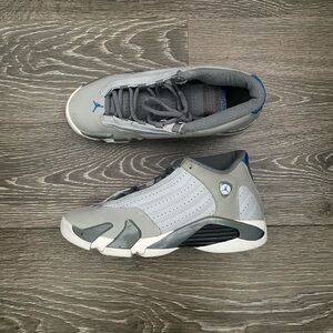 Jordan Wolf Grey 14s
